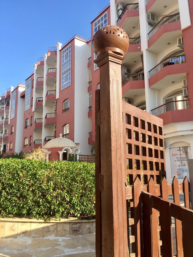 Desert Pearl Apartment 洪加達 外观 照片